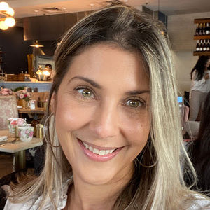 Meet your Posher, Carolina